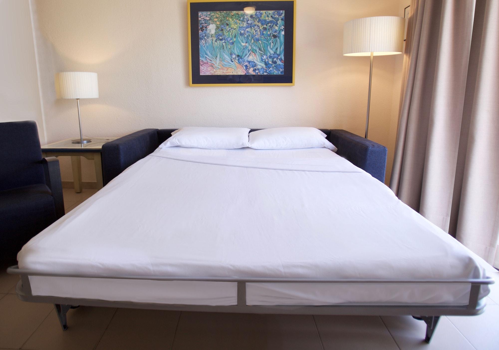 Clc Benal Beach Aparthotel Benalmadena Ngoại thất bức ảnh