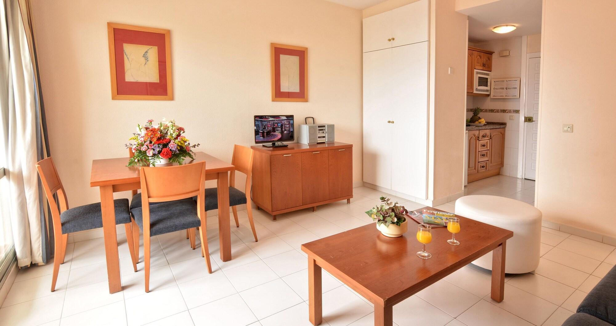 Clc Benal Beach Aparthotel Benalmadena Ngoại thất bức ảnh