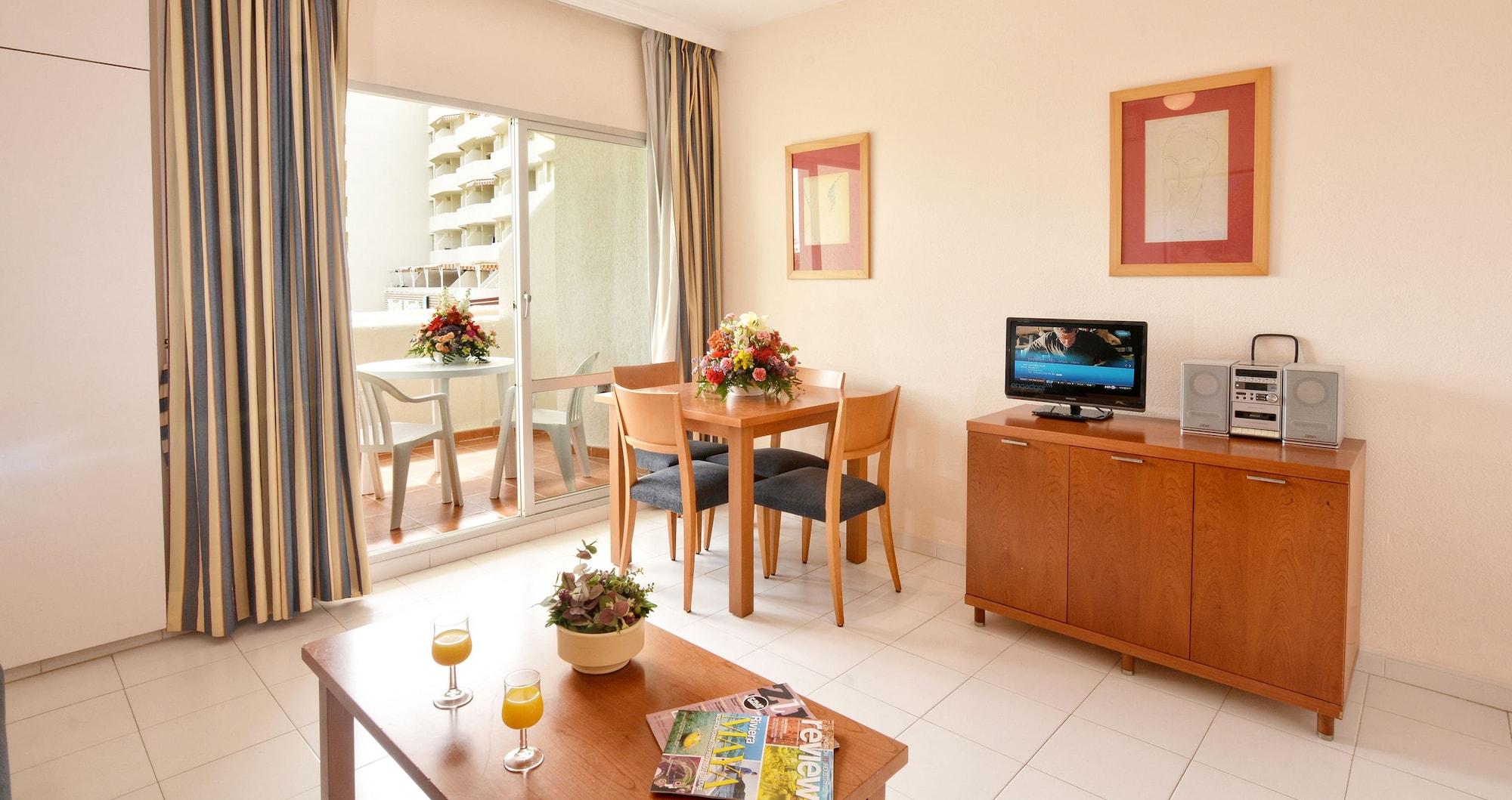 Clc Benal Beach Aparthotel Benalmadena Ngoại thất bức ảnh