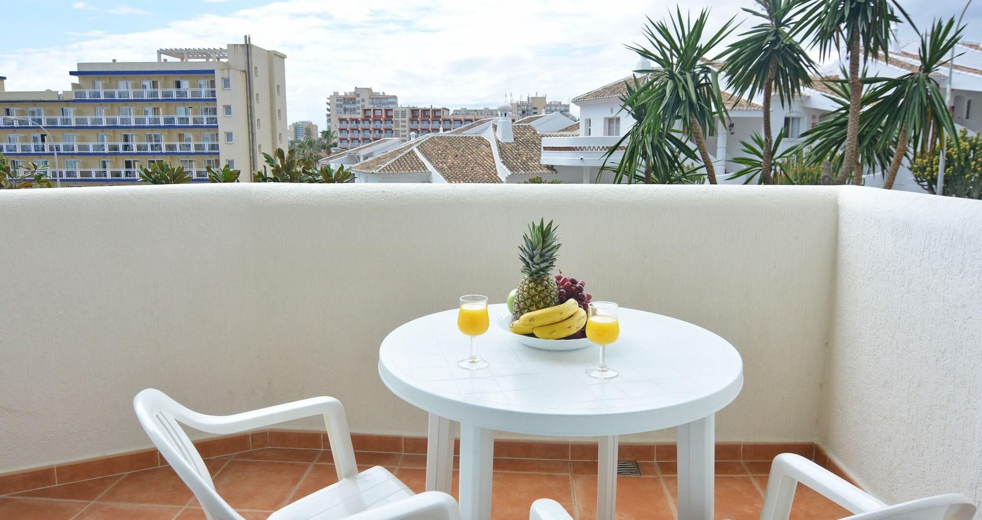 Clc Benal Beach Aparthotel Benalmadena Ngoại thất bức ảnh