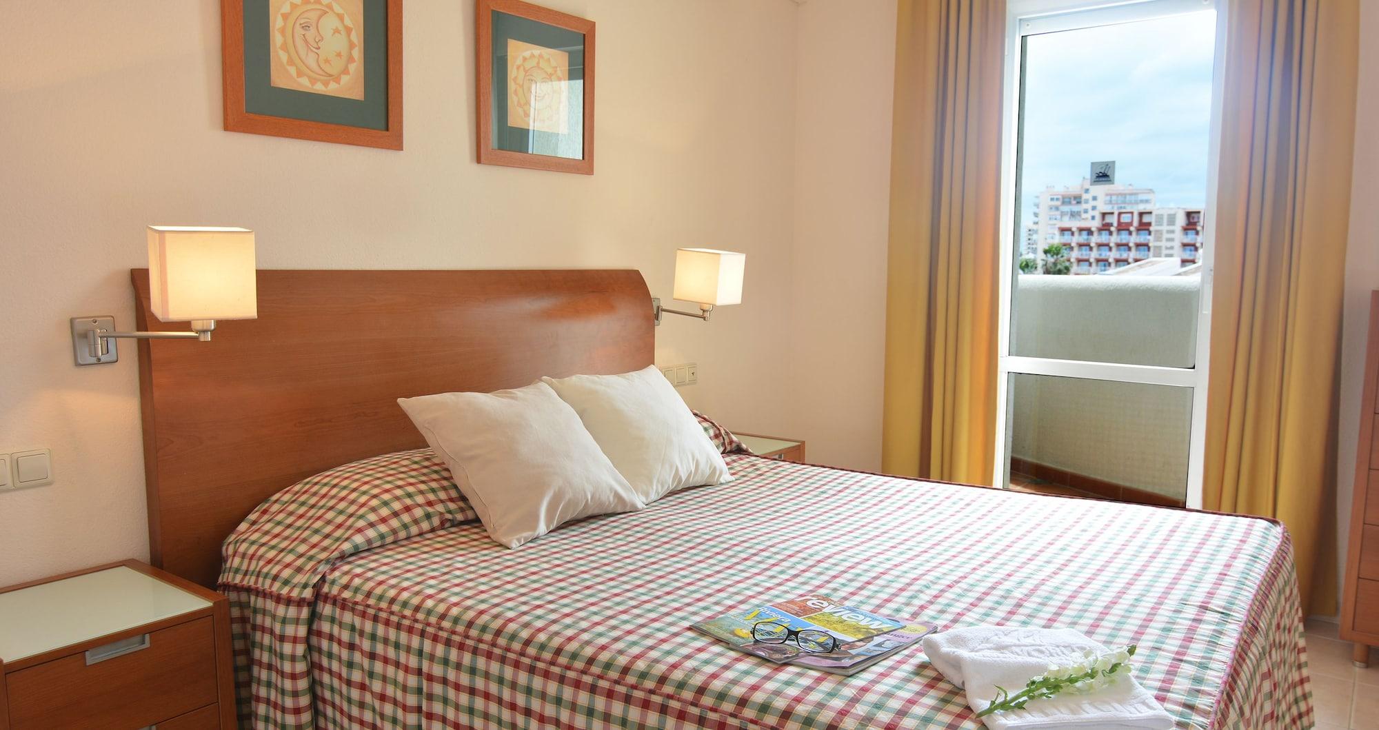 Clc Benal Beach Aparthotel Benalmadena Ngoại thất bức ảnh