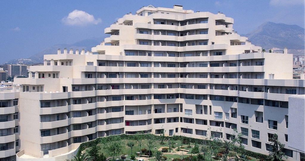 Clc Benal Beach Aparthotel Benalmadena Ngoại thất bức ảnh