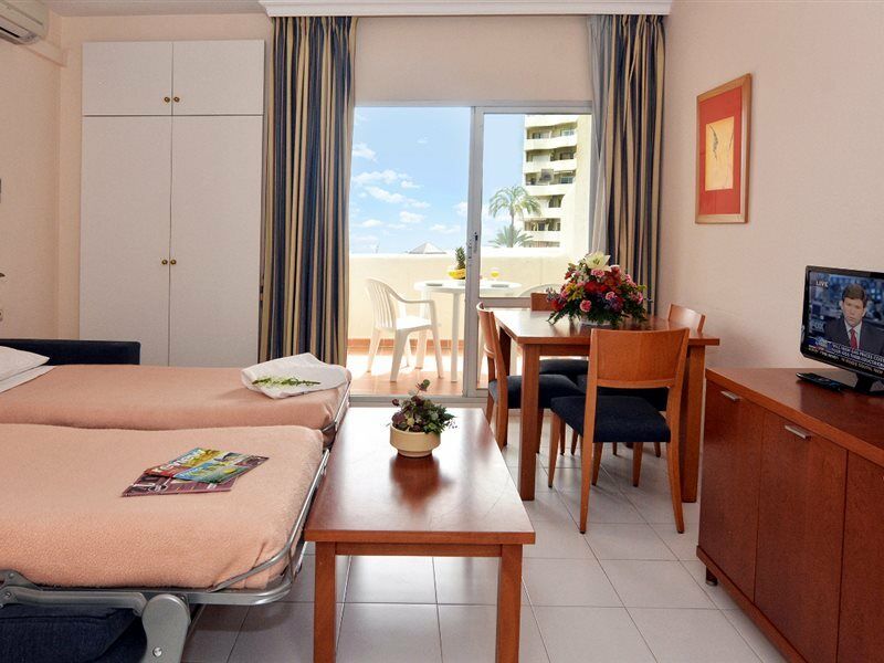 Clc Benal Beach Aparthotel Benalmadena Ngoại thất bức ảnh