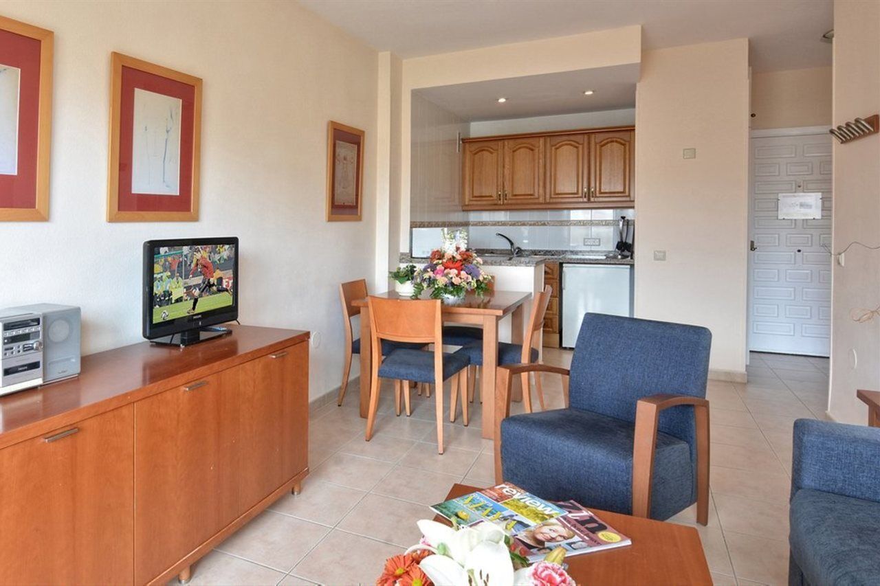 Clc Benal Beach Aparthotel Benalmadena Ngoại thất bức ảnh